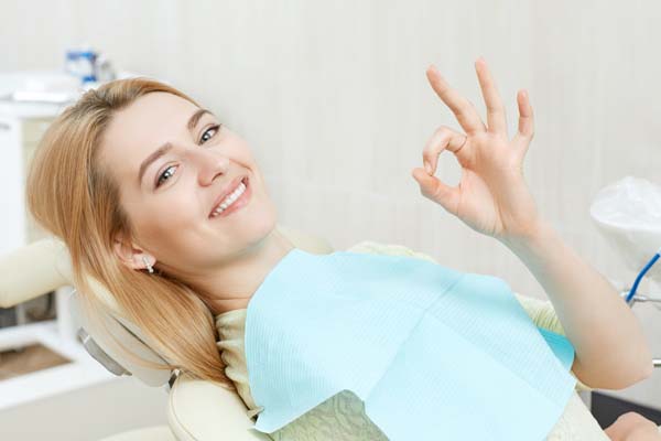 Teeth Whitening And Sensitivity: Can You Avoid It?